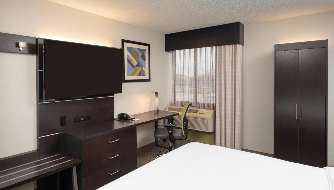 Holiday Inn Express Rochester - Greece By Ihg Extérieur photo